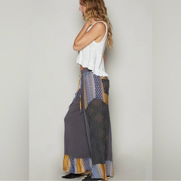 POL Multicolor Patterned Wide-Leg Pants - Picture 2 of 8